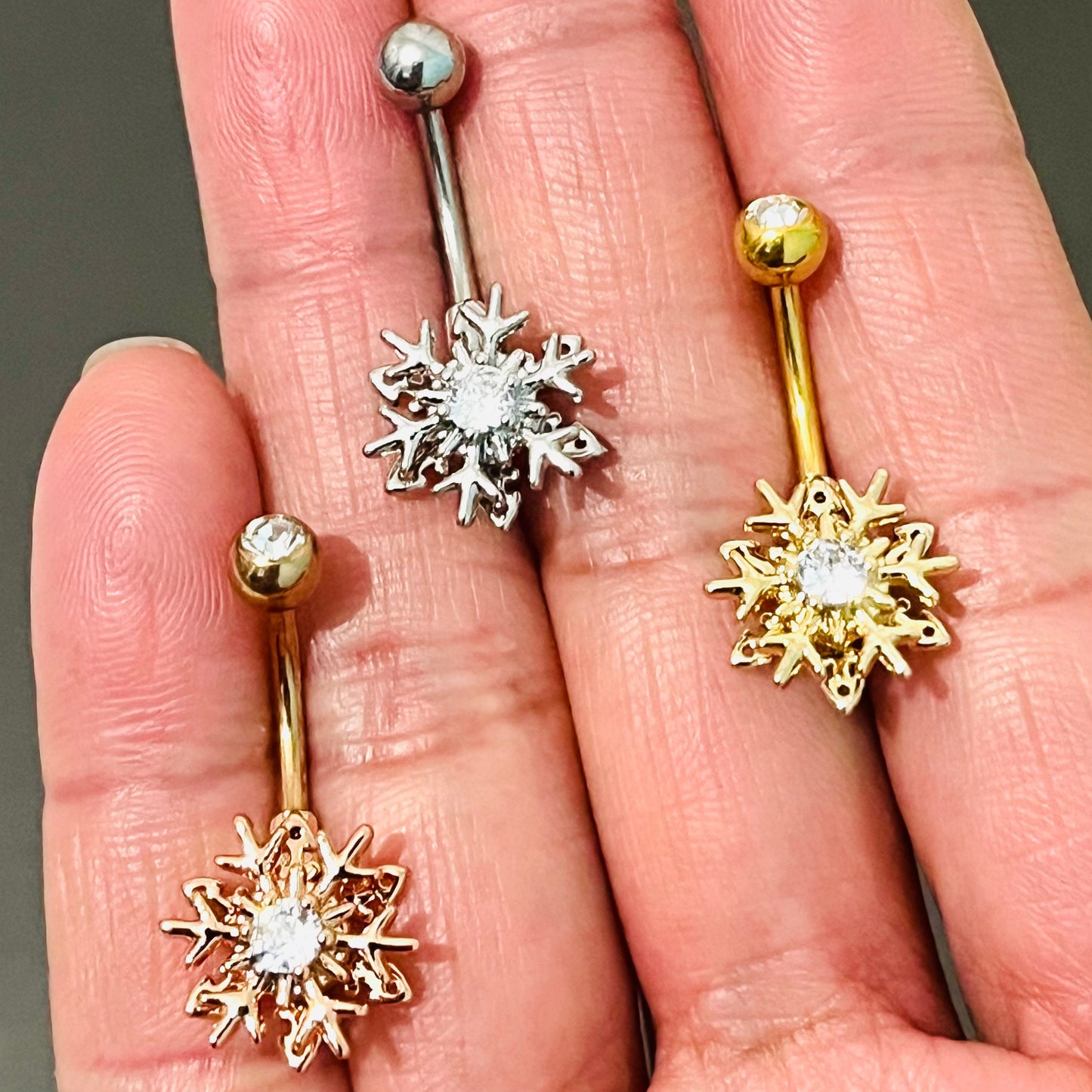 14G 316L Surgical Steel Spinning Snowflake Belly Bar
