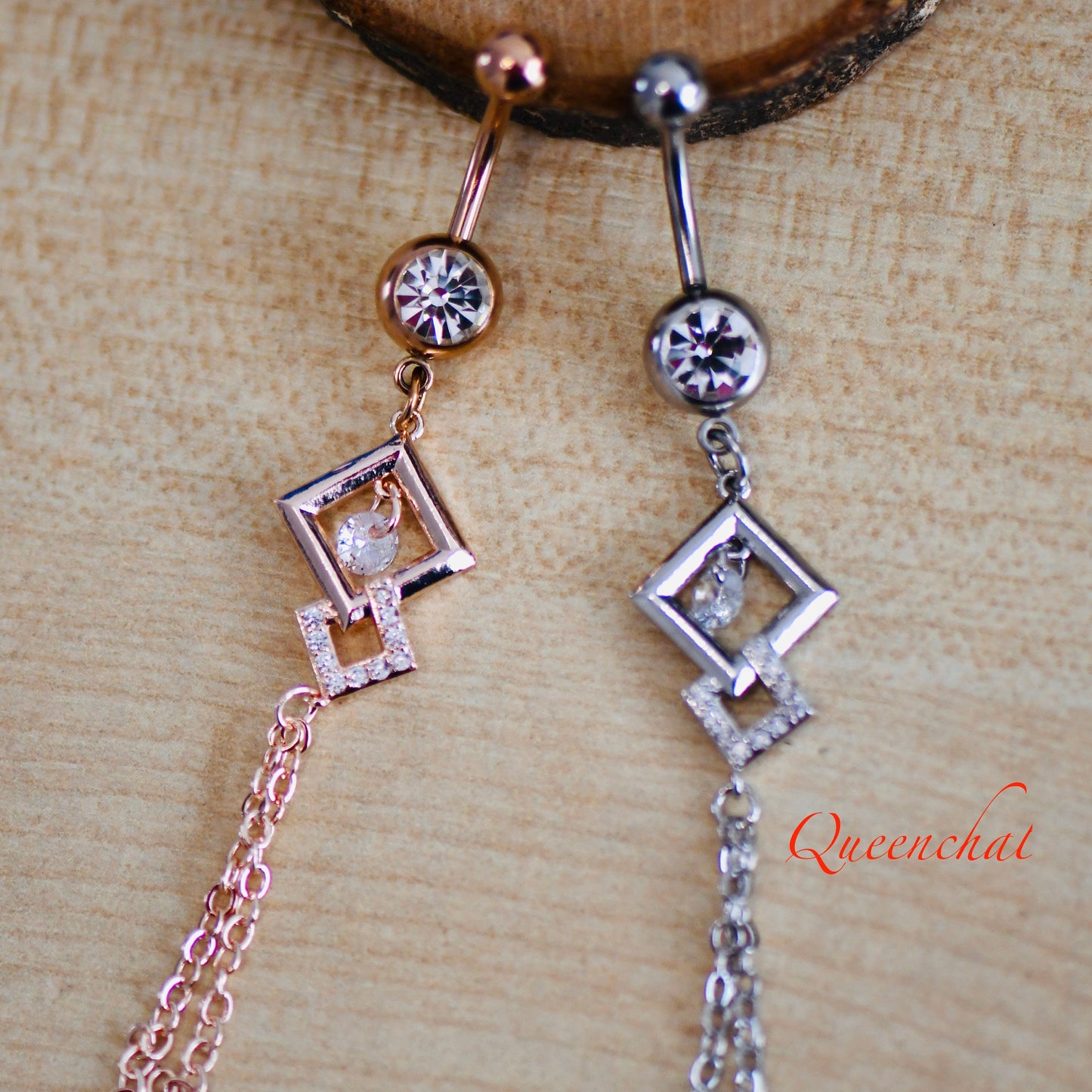 316L Surgical Steel 14G Entwined Diamond Shapes Dangling Belly Bar