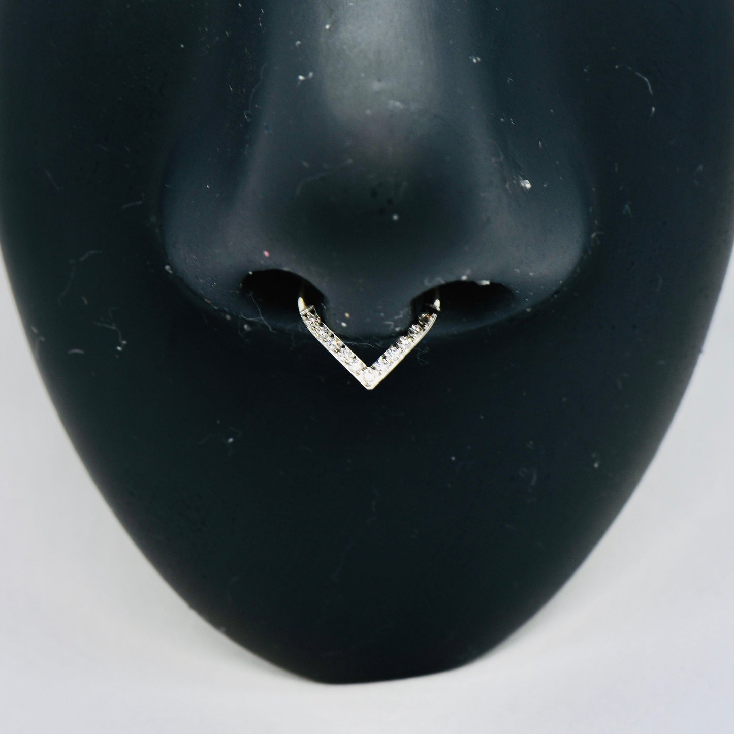 F136 Titanium 16G Sparkling V Shape Nose Ring Septum Clicker Cartilage Ring Hinged Segment Ring
