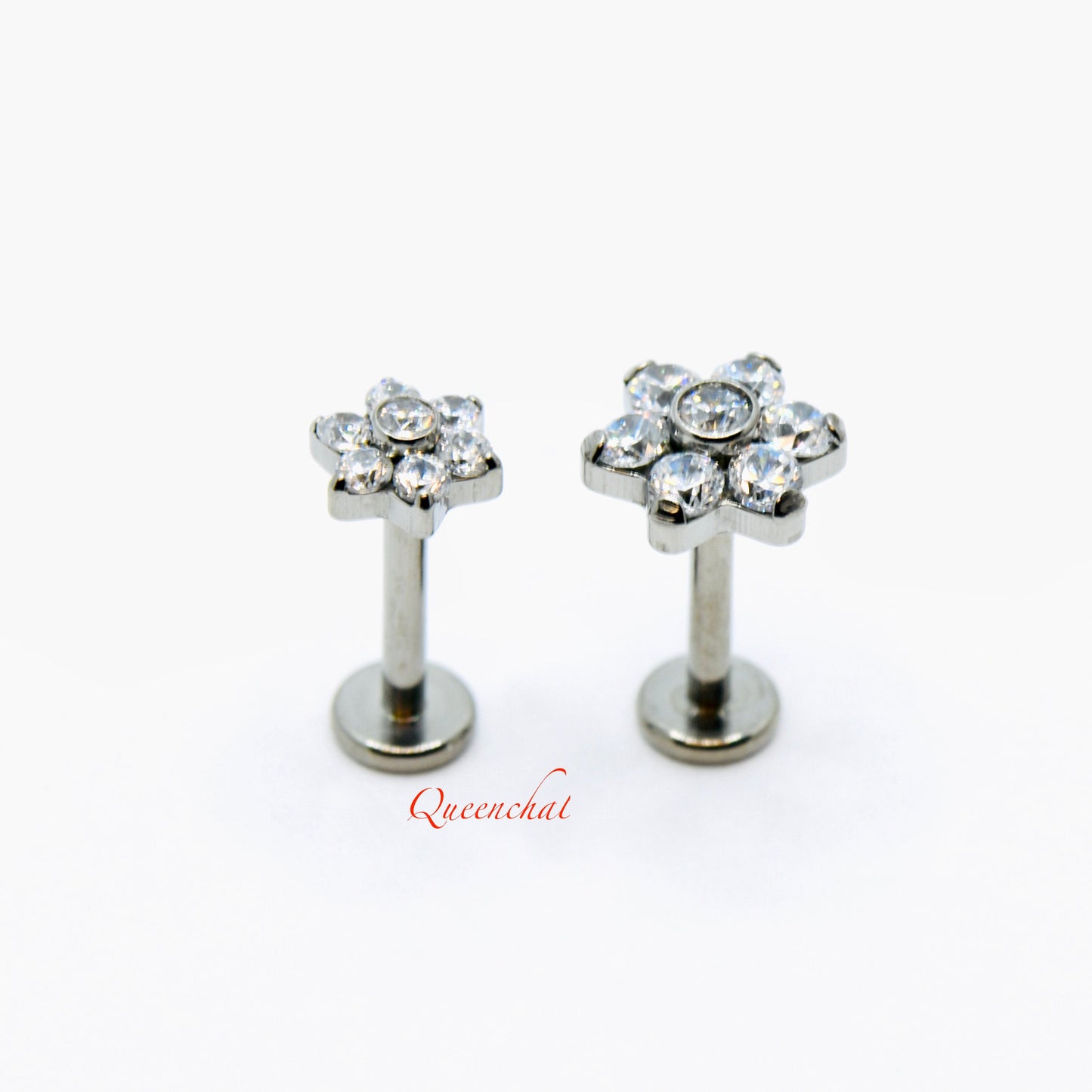 F136 Titanium 16G Flower Labret Stud Medusa Stud