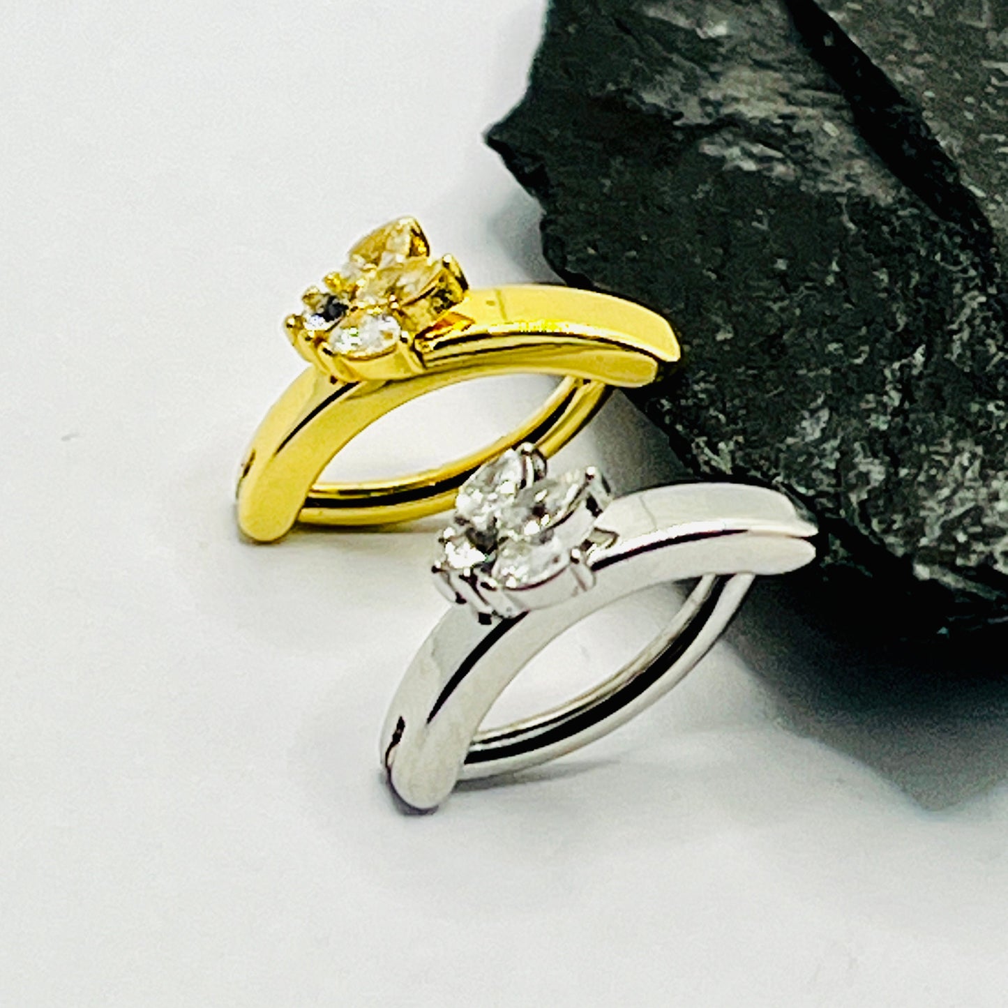 14G Minimalist Clicker Ring With Three Petals Gem Flower, Clicker Navel Ring, Belly button Clicker 10mm Belly Bar