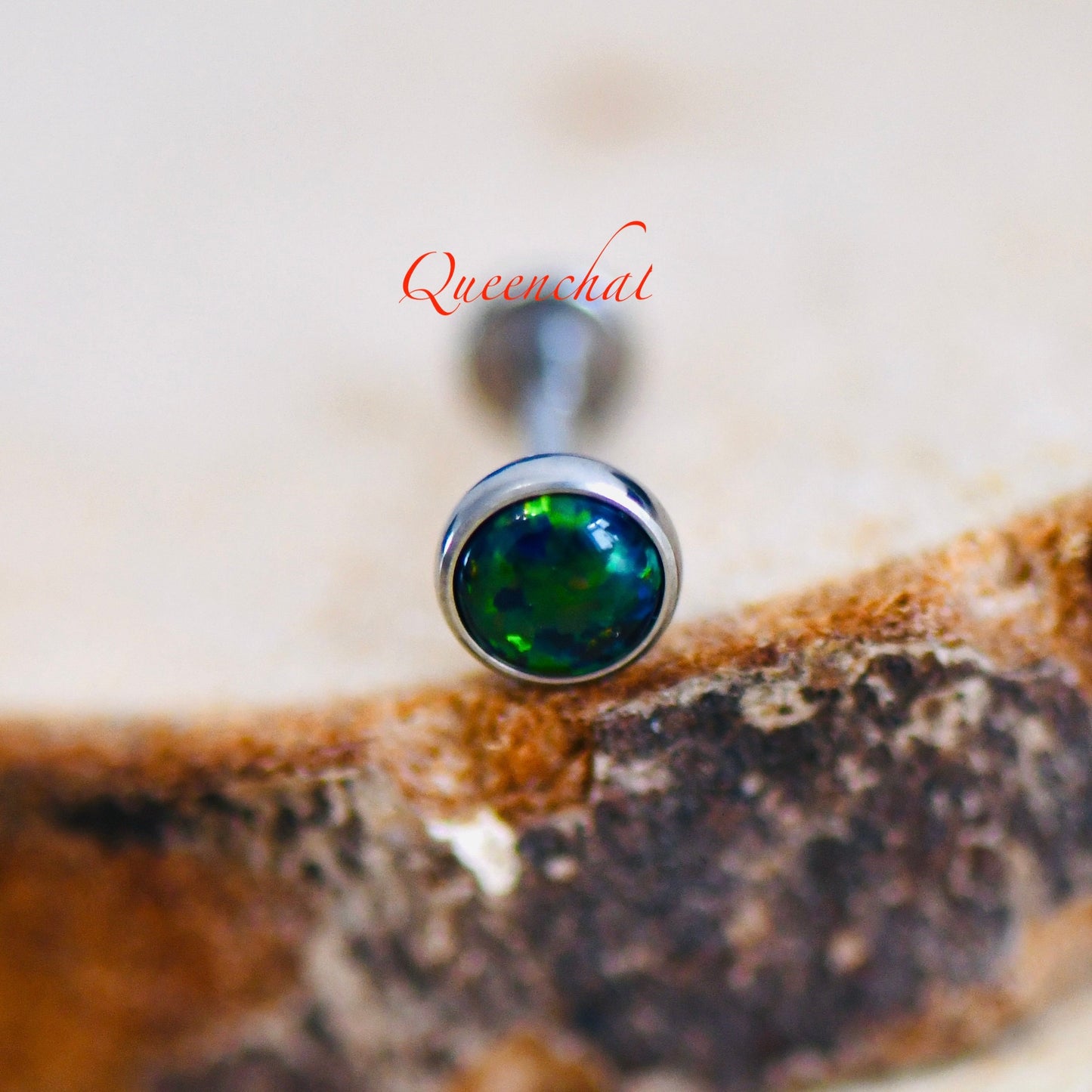 16G, F136 Titanium OP35 Green Opal Bezel Set Internally Threaded Labret
