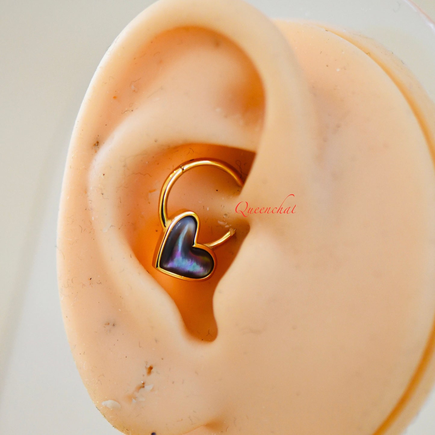 16G 316L Surgical Steel Black Resin Heart Septum Ring Cartilage Piercing Daith Ring Earring Gold Clicker Ring 10mm
