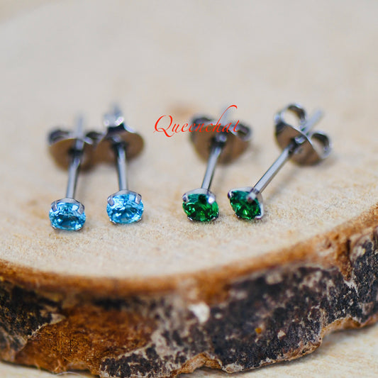 F136 Titanium Aquamarine Emerald Stud Earrings 20g Pair With Butterfly Back Blue & Green CZ Stud Earrings