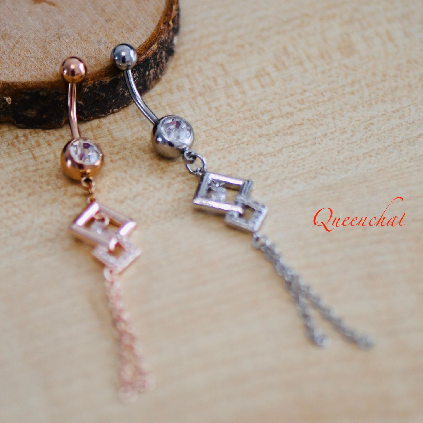 316L Surgical Steel 14G Entwined Diamond Shapes Dangling Belly Bar